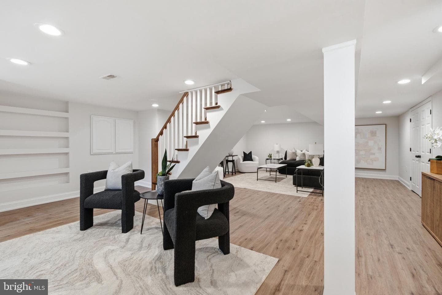 30 Meadowbrook Lane photo 24