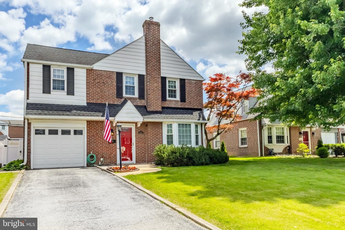 213 Oxford Hill Lane photo 2