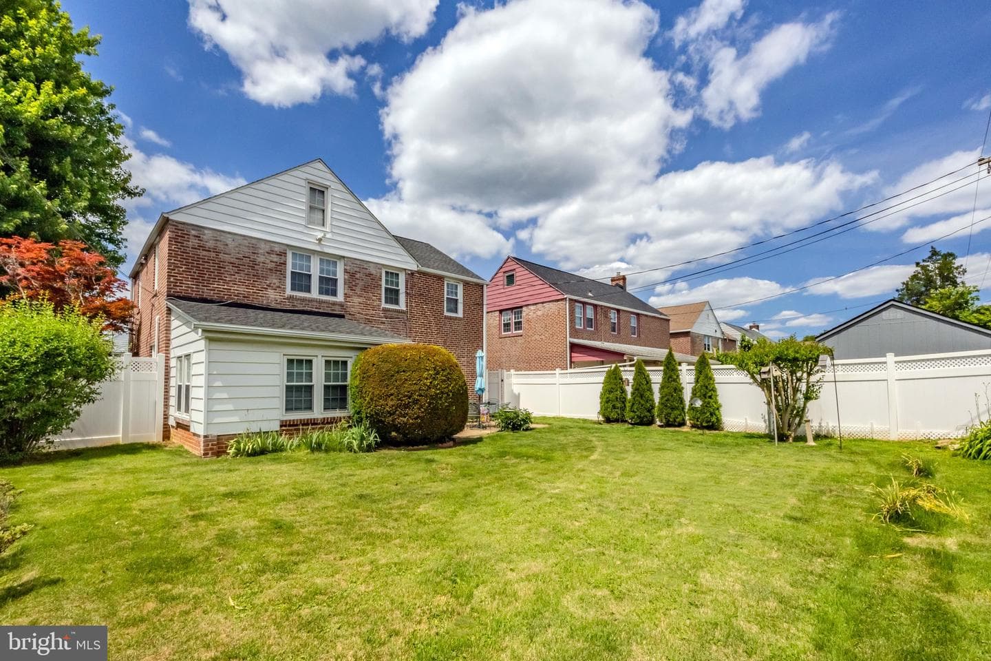 213 Oxford Hill Lane photo 32