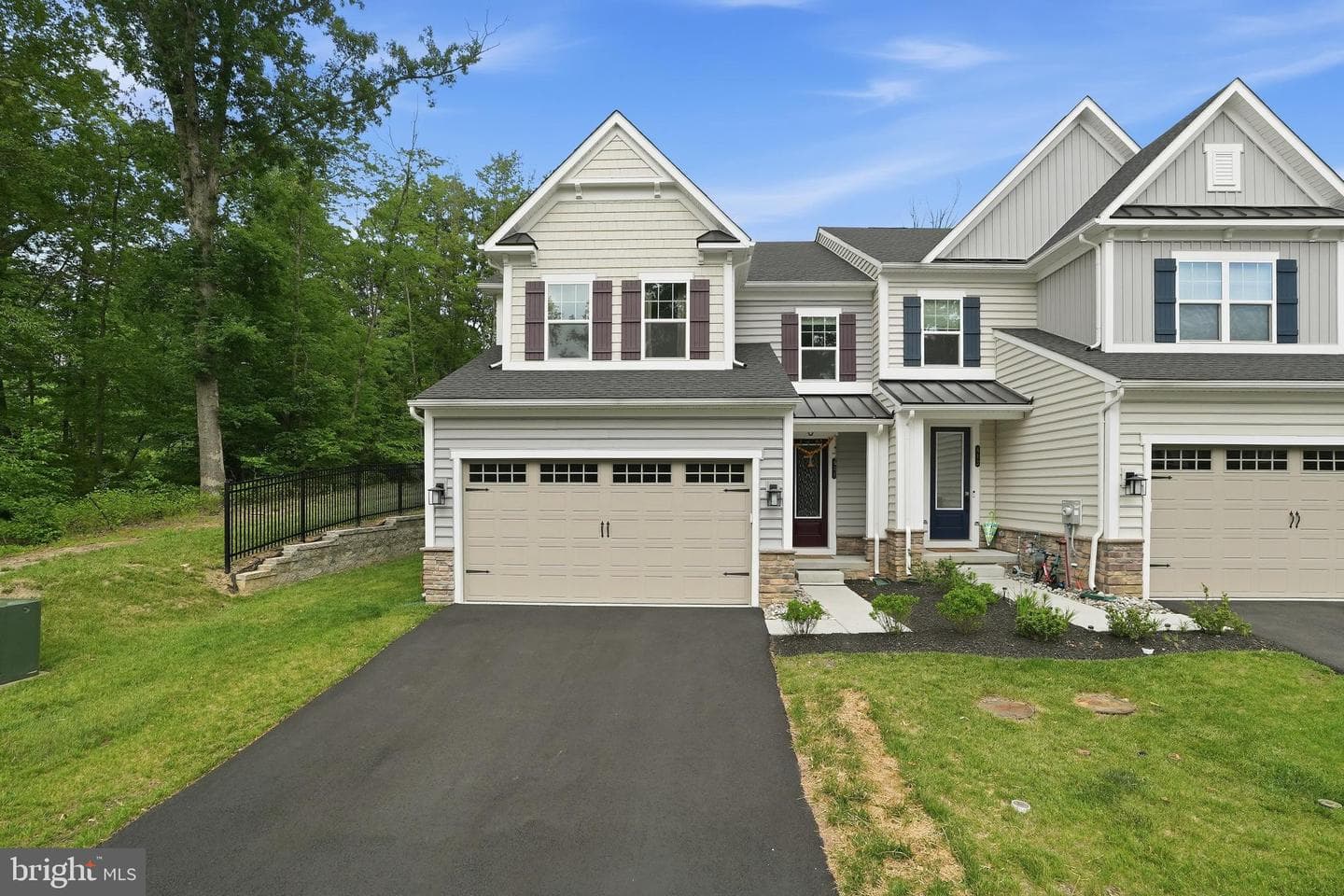 411 W Ponds Edge Drive, Media
