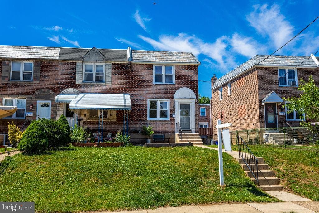 323 Spruce Street photo 8