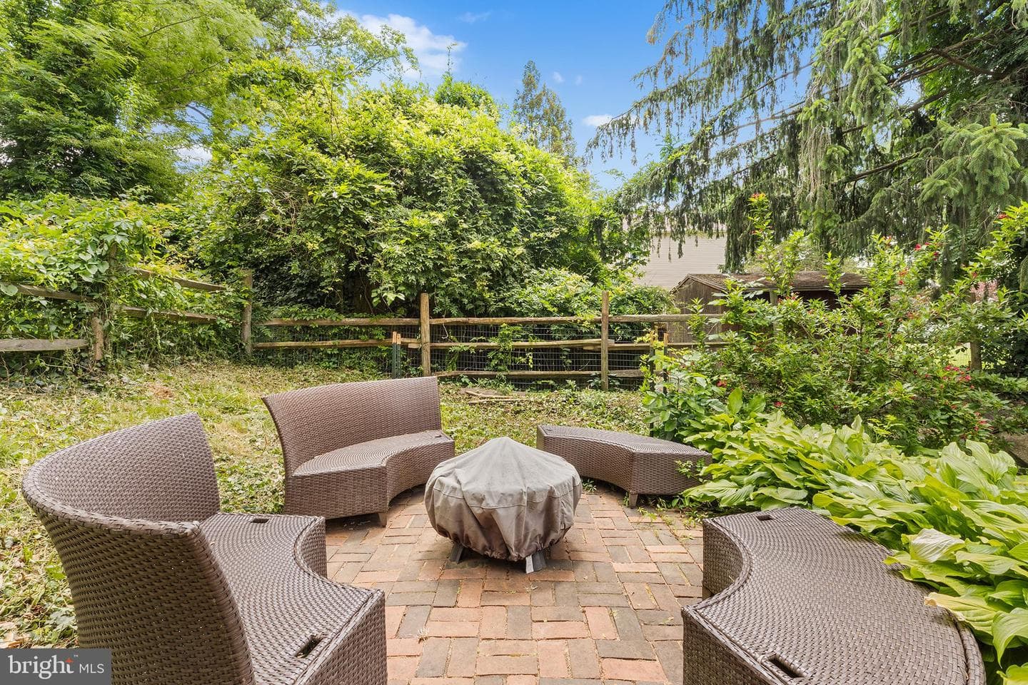 217 Chestnut photo 7