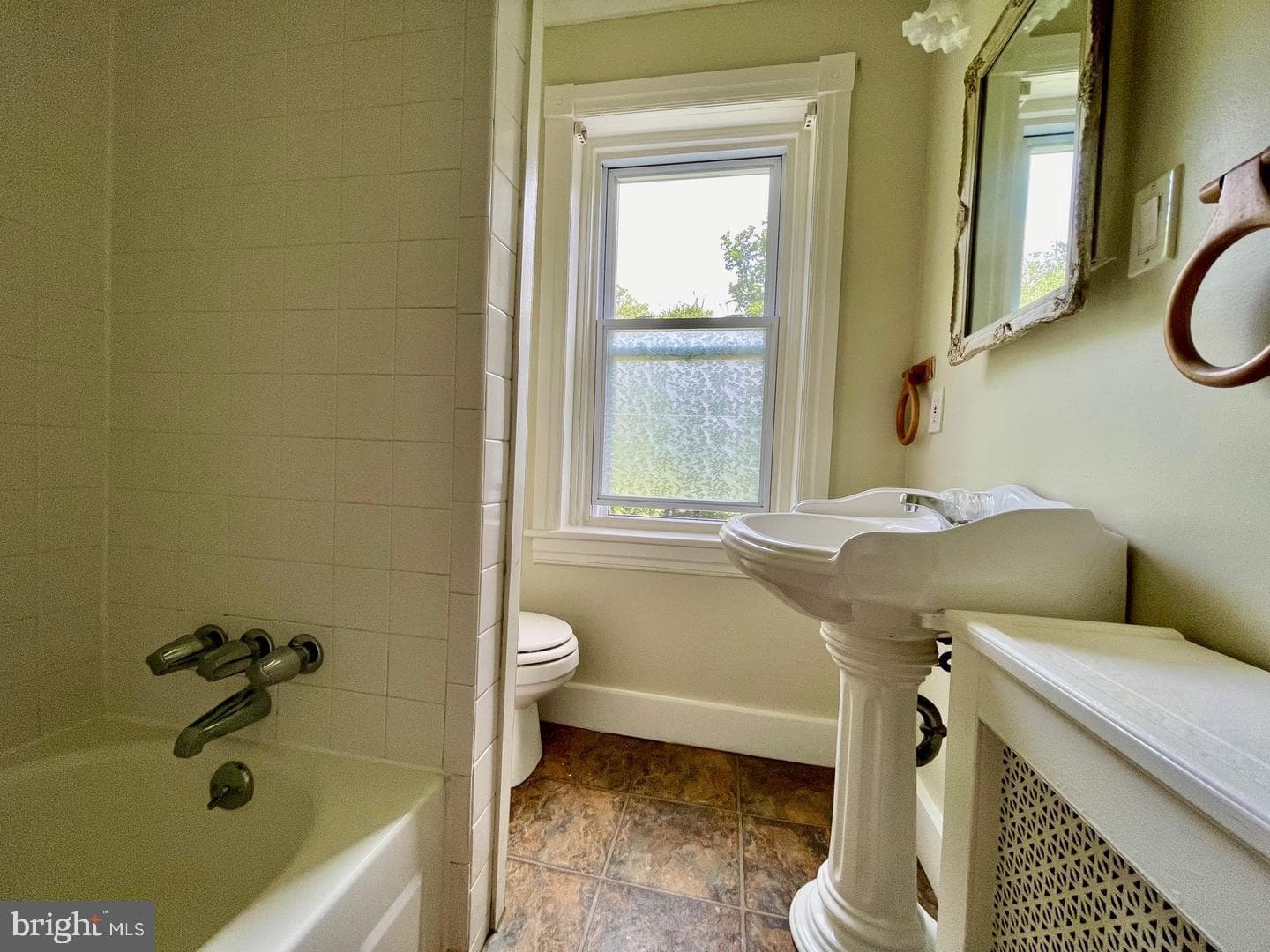 692 Lenni Road photo 14
