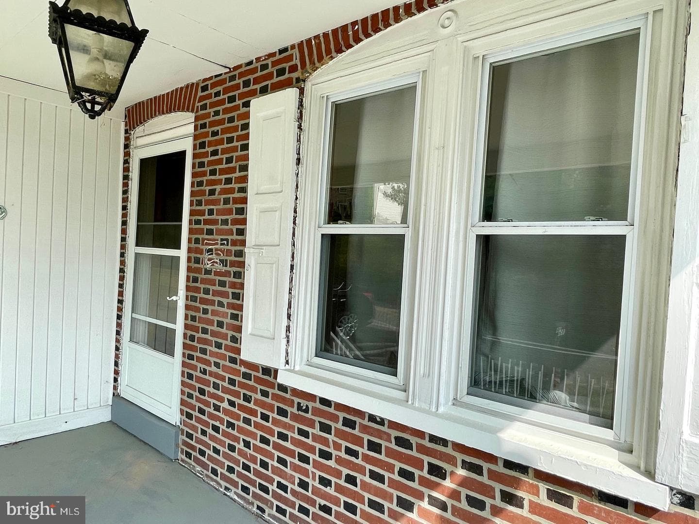 692 Lenni Road photo 3