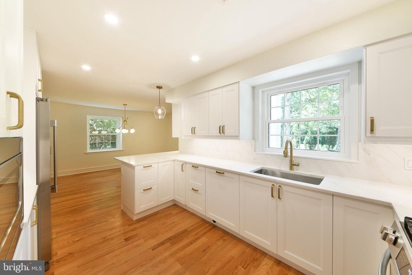 629 University Place photo 14