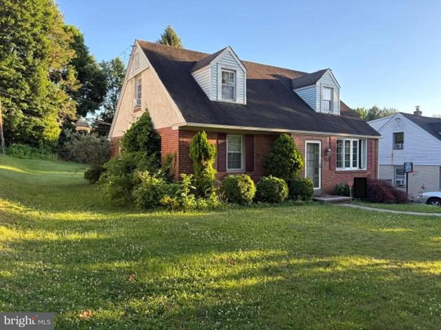 112 Sherman Road photo 3