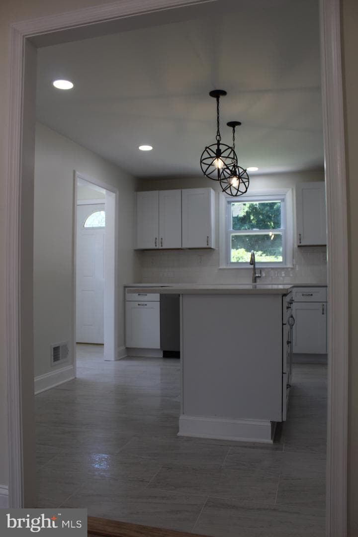 412 Roberta Avenue photo 11