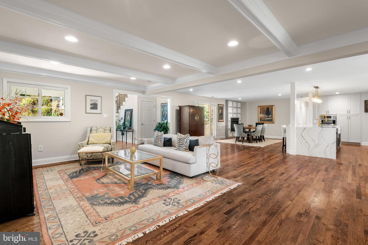 580 Sinkler Drive photo 5