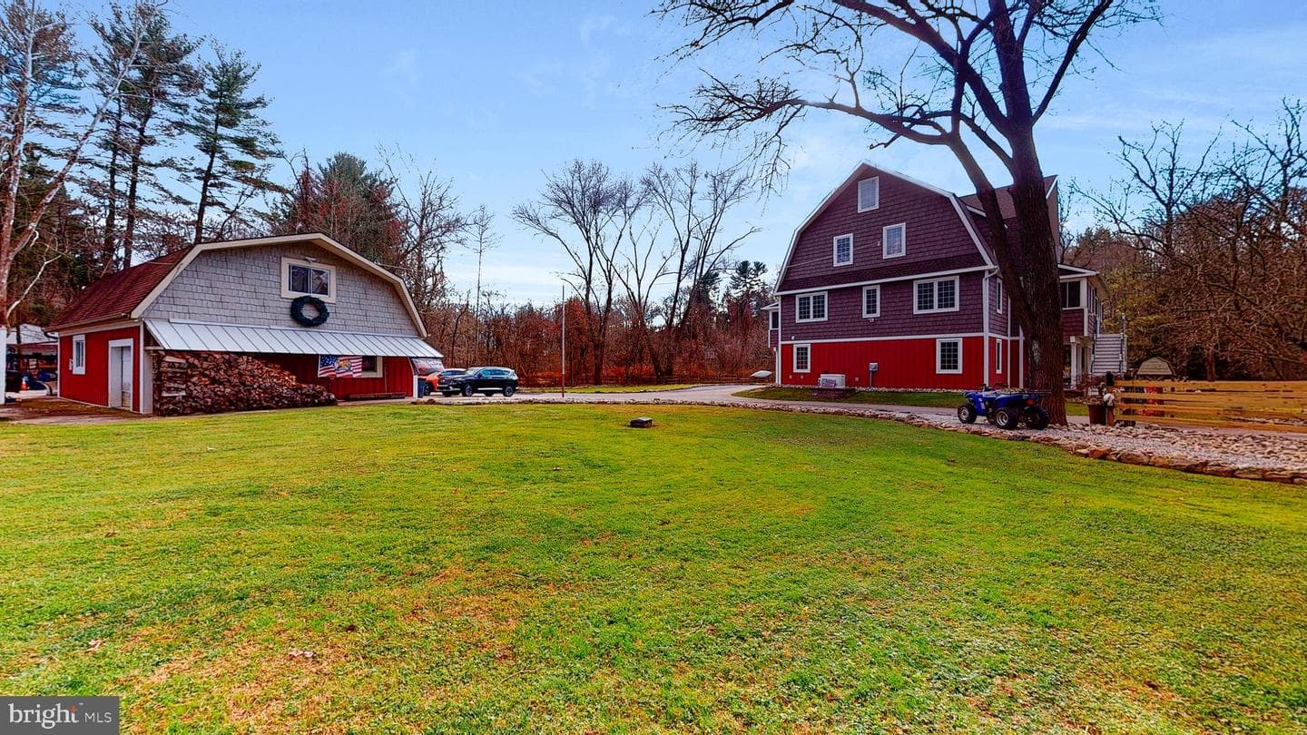 901 Crum Creek Rd photo 80
