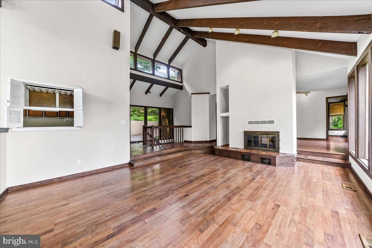 70 Heyburn Road photo 17