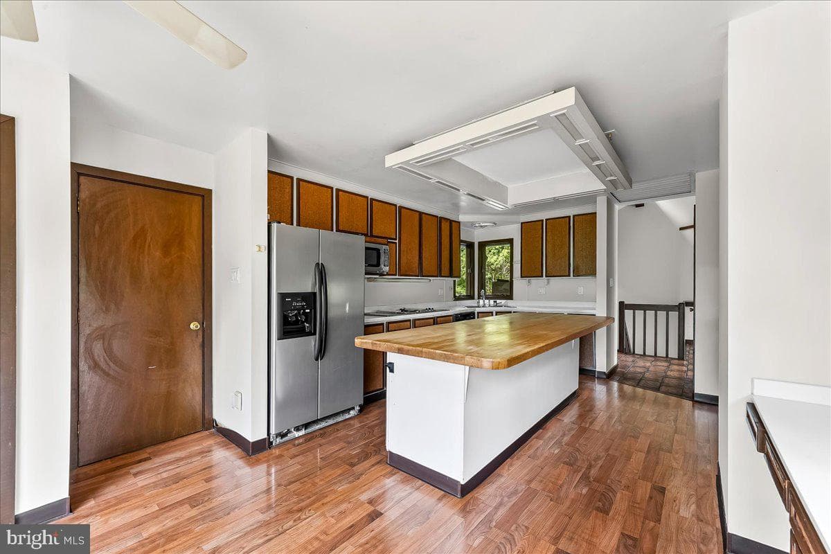 70 Heyburn Road photo 23