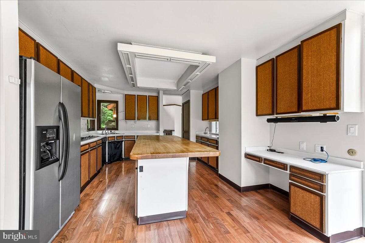 70 Heyburn Road photo 24