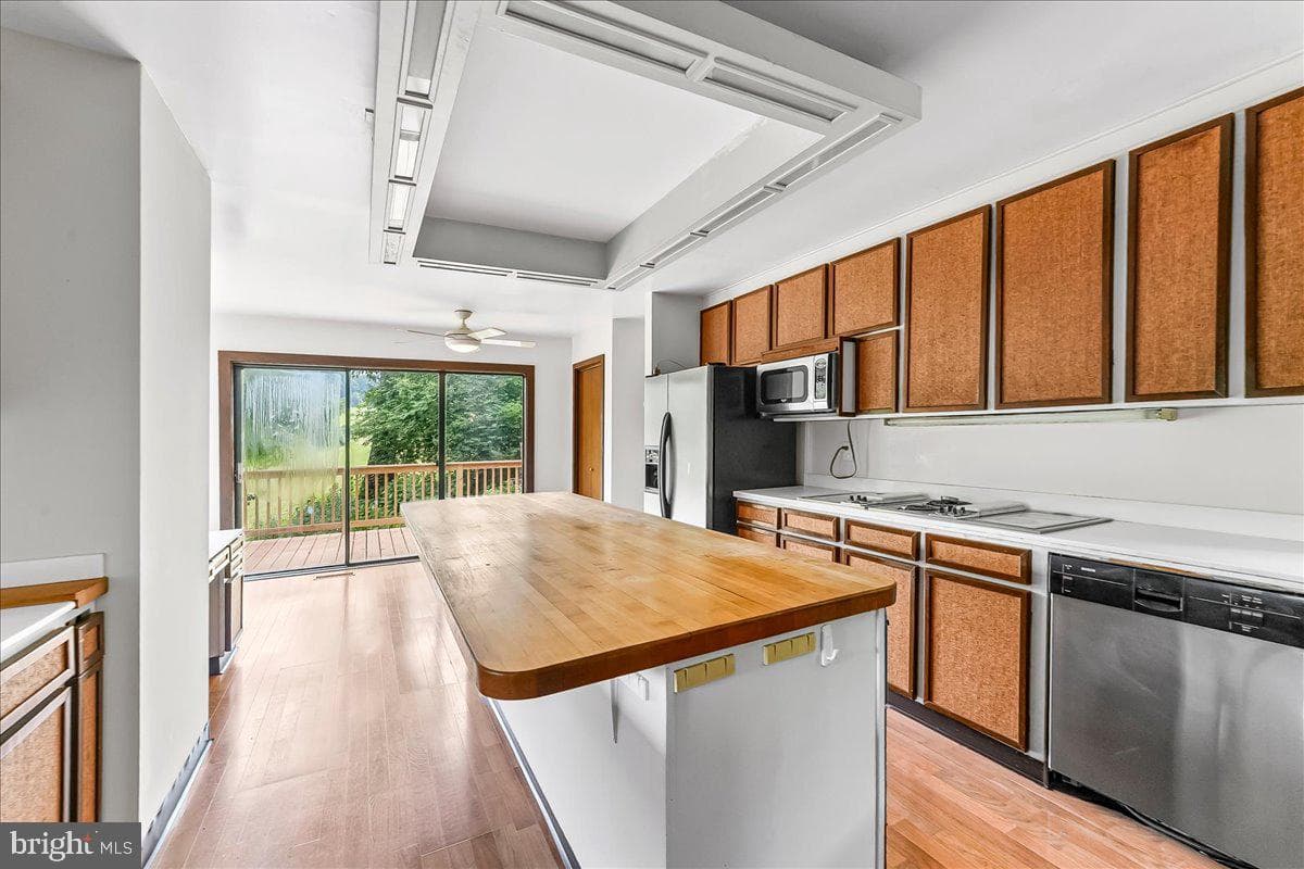 70 Heyburn Road photo 25