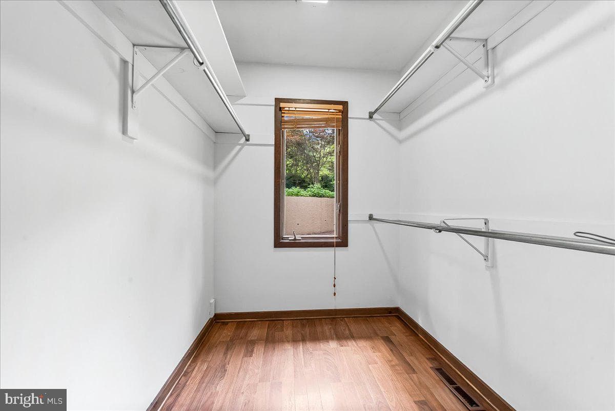 70 Heyburn Road photo 31