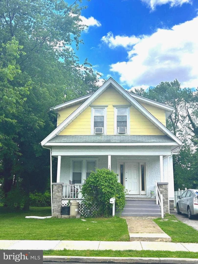 1525 Elmwood Avenue, Folcroft