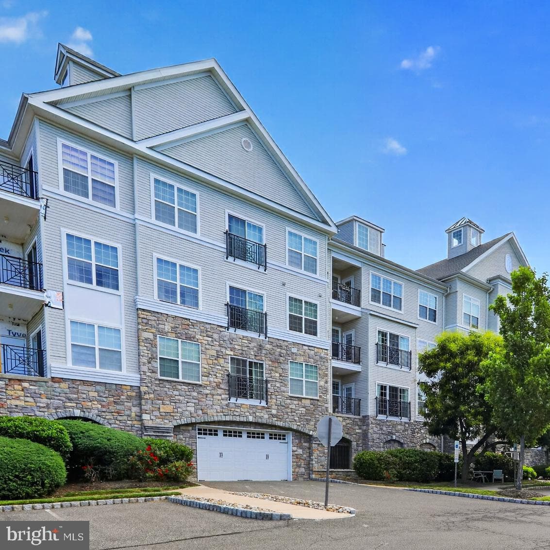 4103 Lydia Hollow Drive #b photo 14