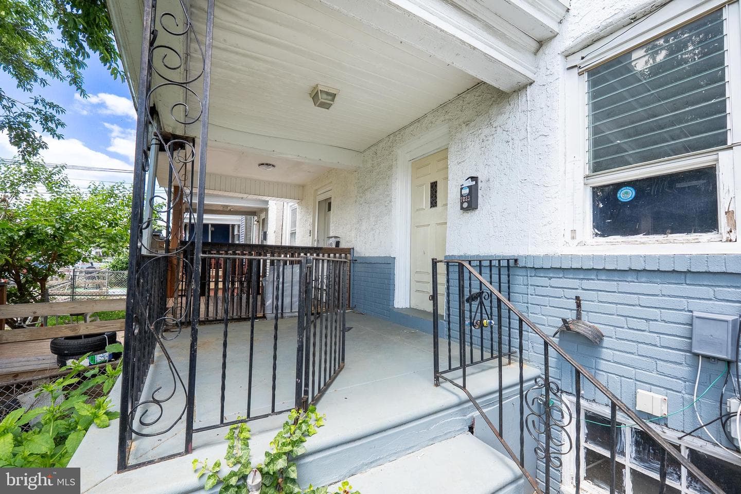 7023 Clover Lane photo 3