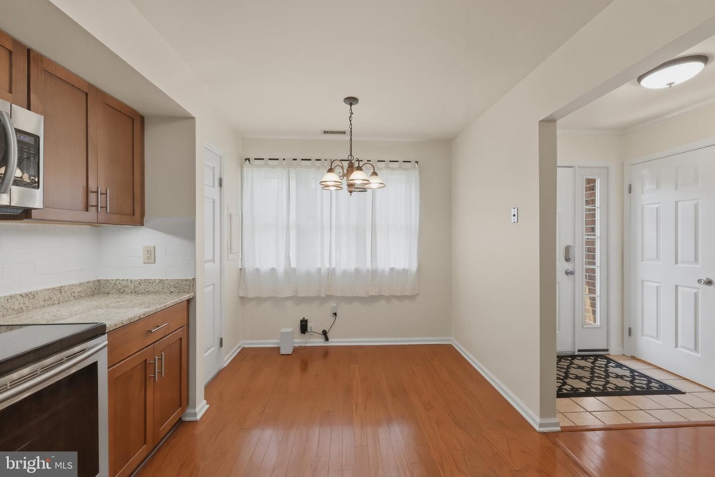 1005 N Glen Drive #1005 photo 6