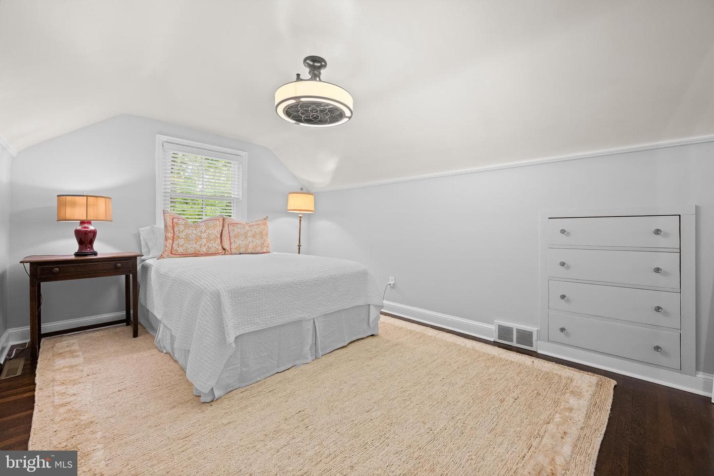 141 Sproul Road photo 25