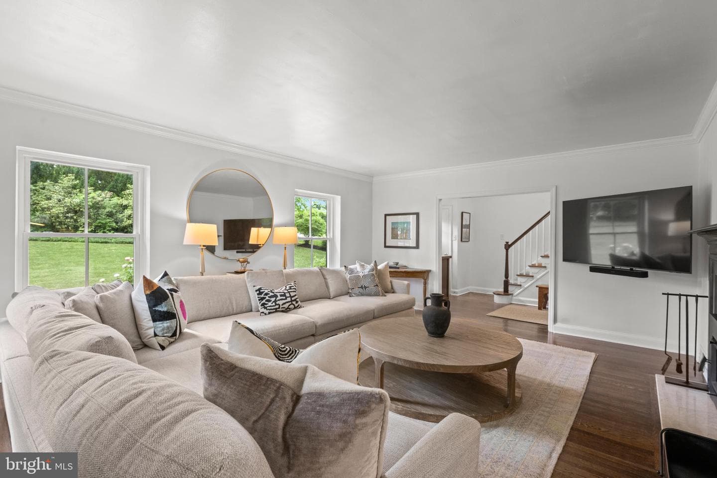 141 Sproul Road photo 3