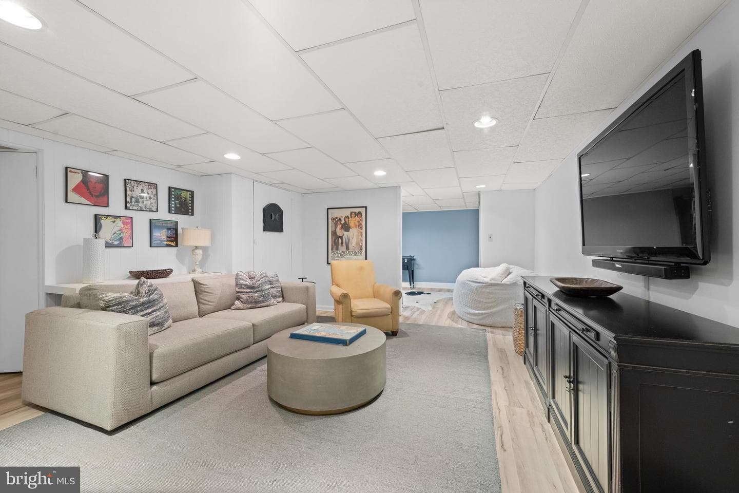 141 Sproul Road photo 32