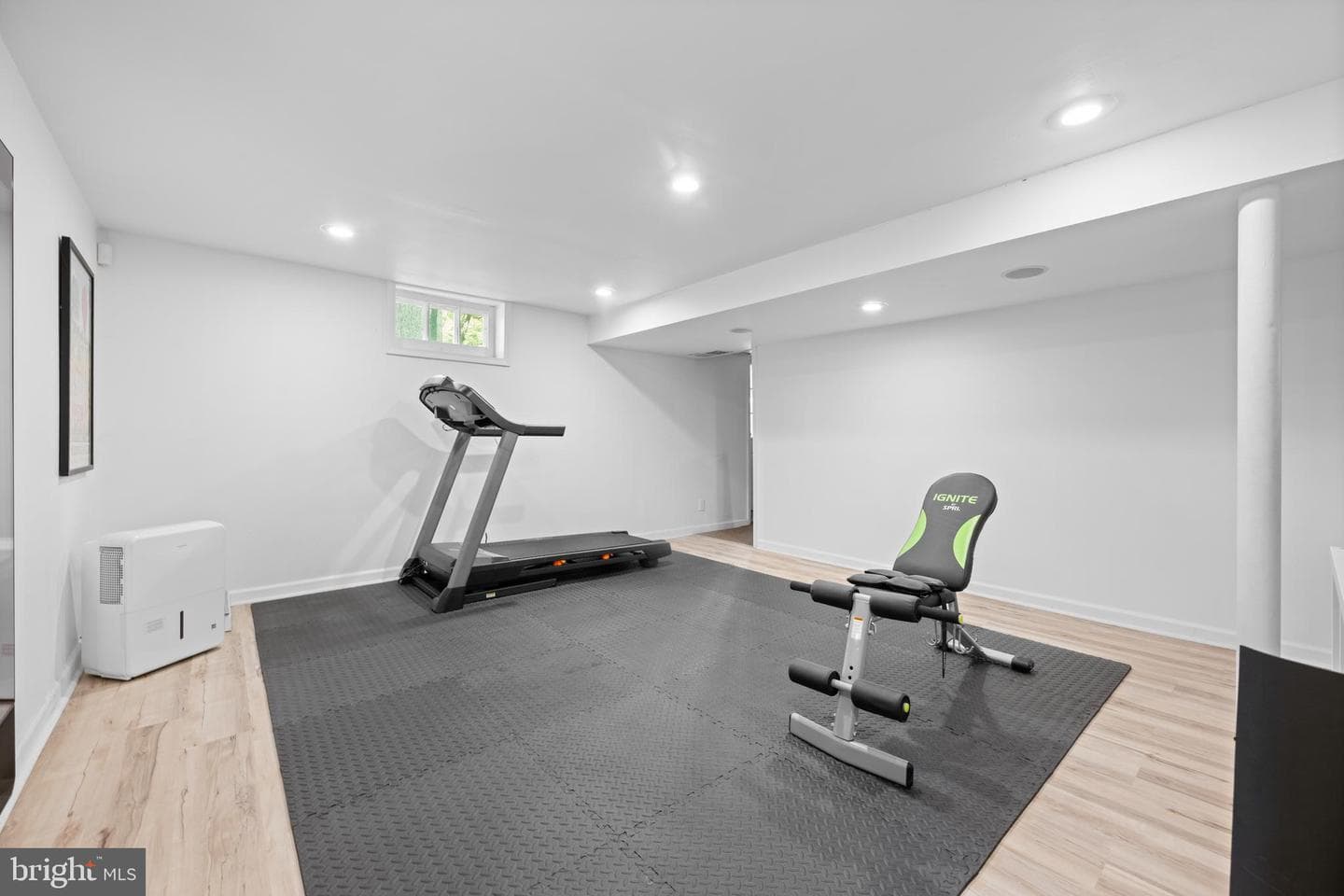 141 Sproul Road photo 35