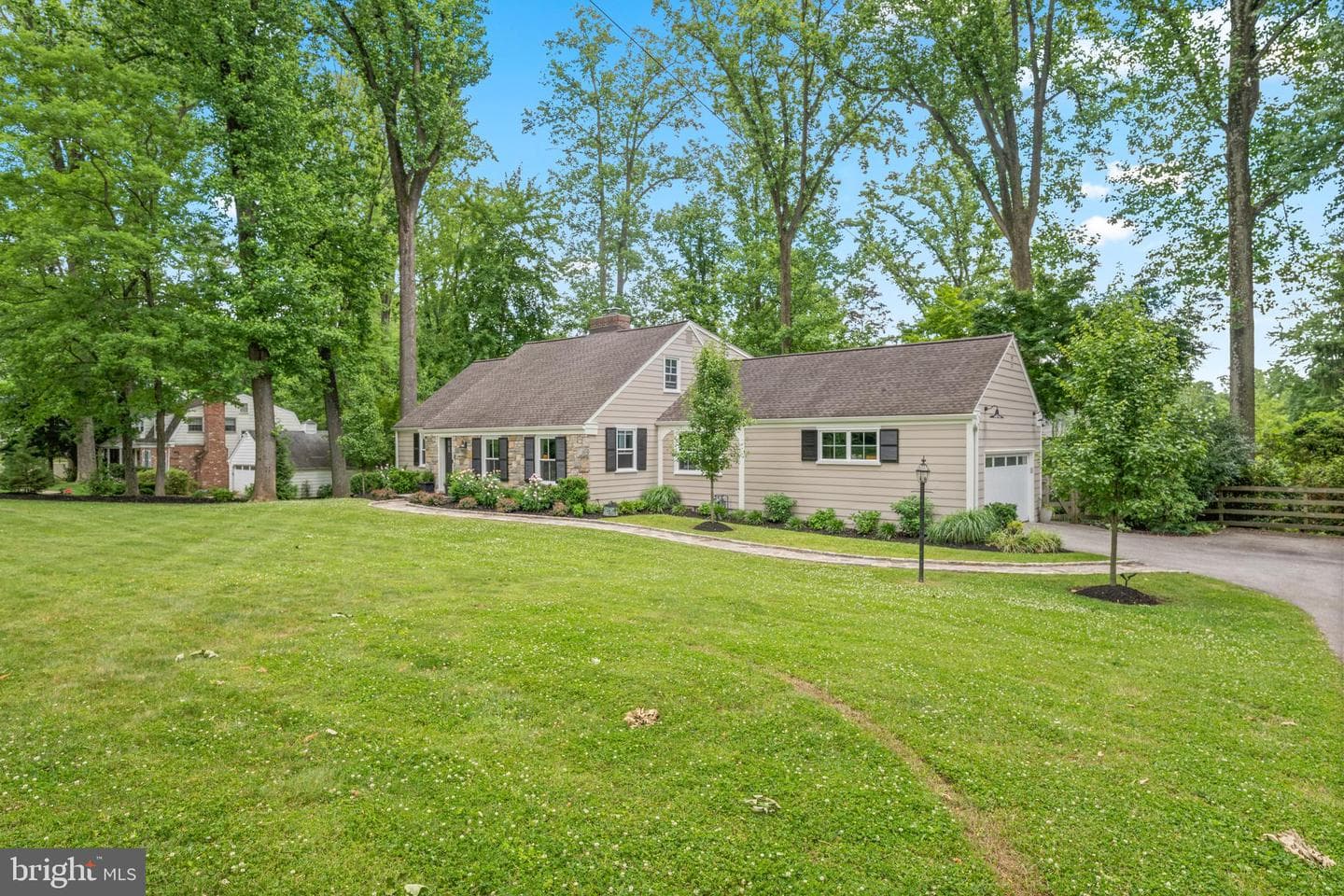 141 Sproul Road photo 47