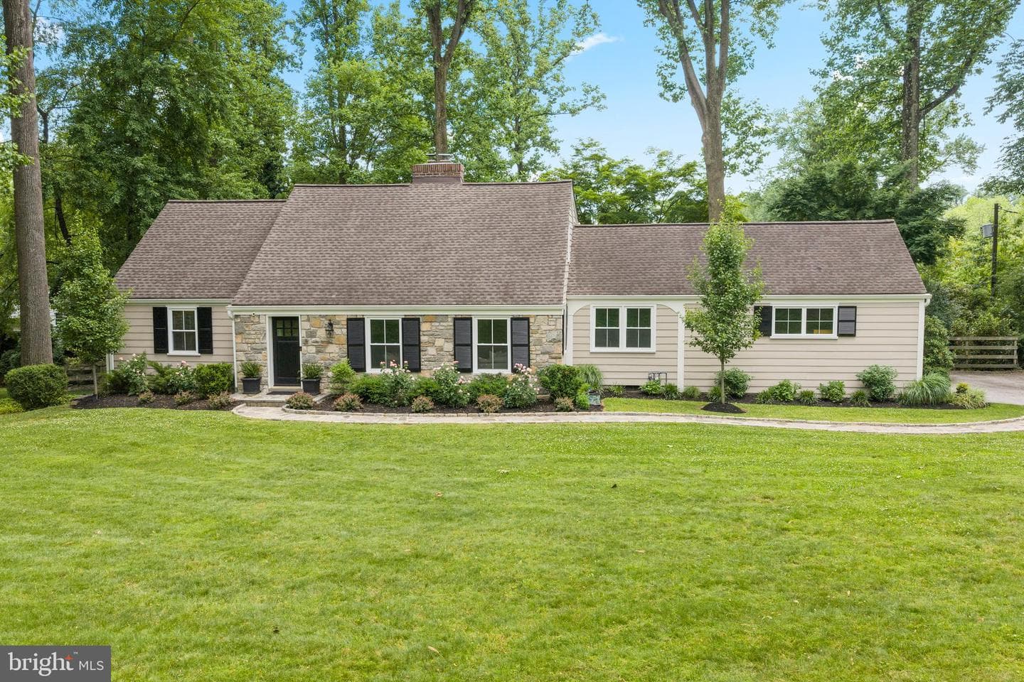141 Sproul Road photo 50