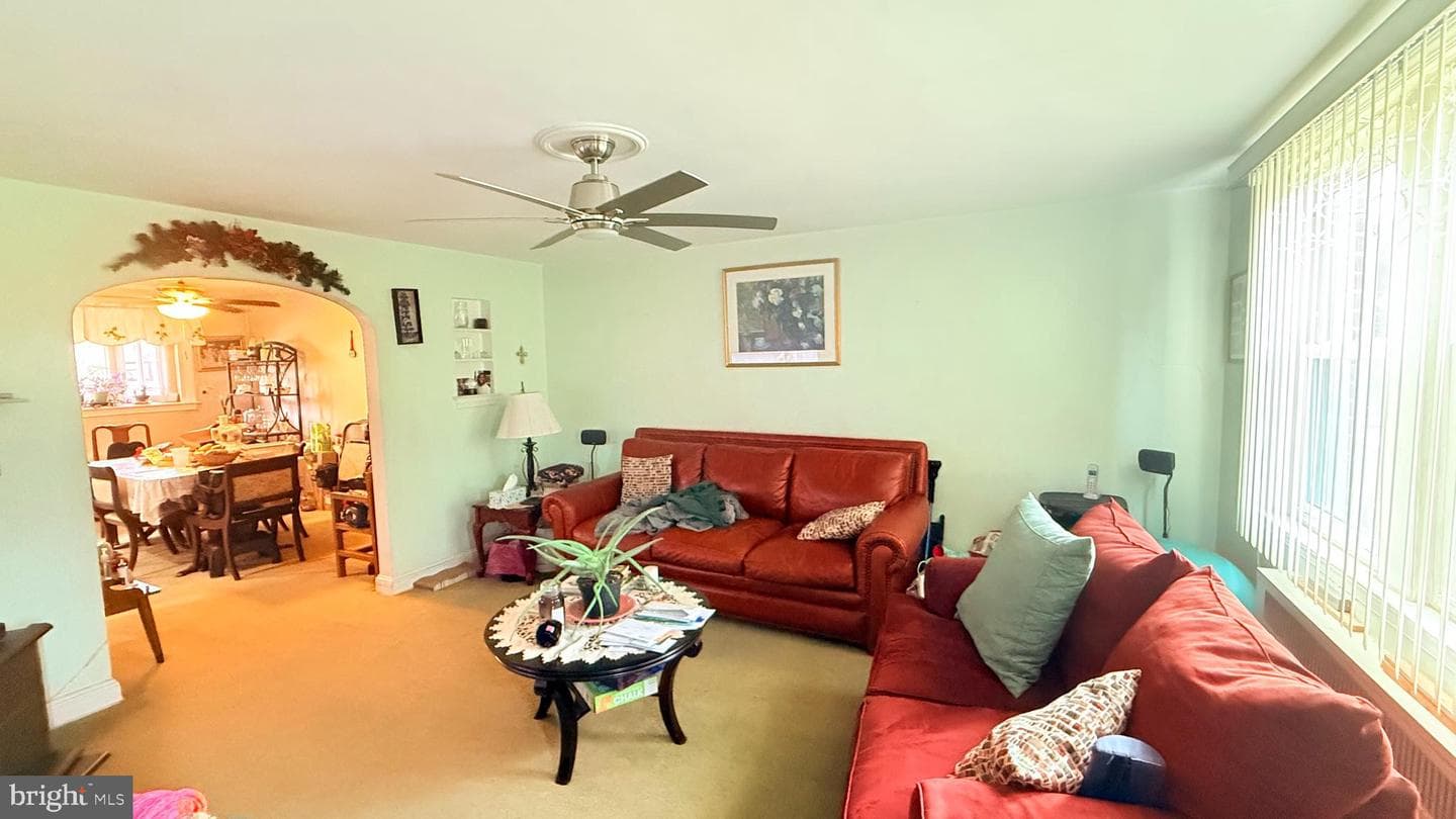 238 Wynnewood Avenue photo 10
