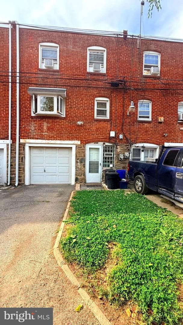 238 Wynnewood Avenue photo 19