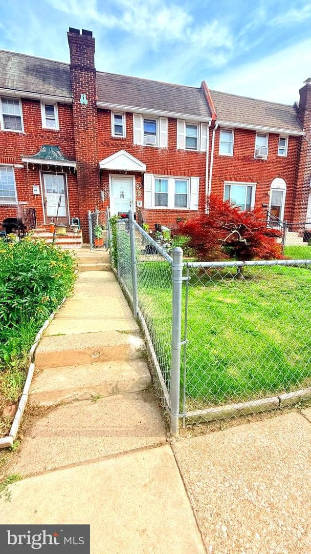 238 Wynnewood Avenue photo 3
