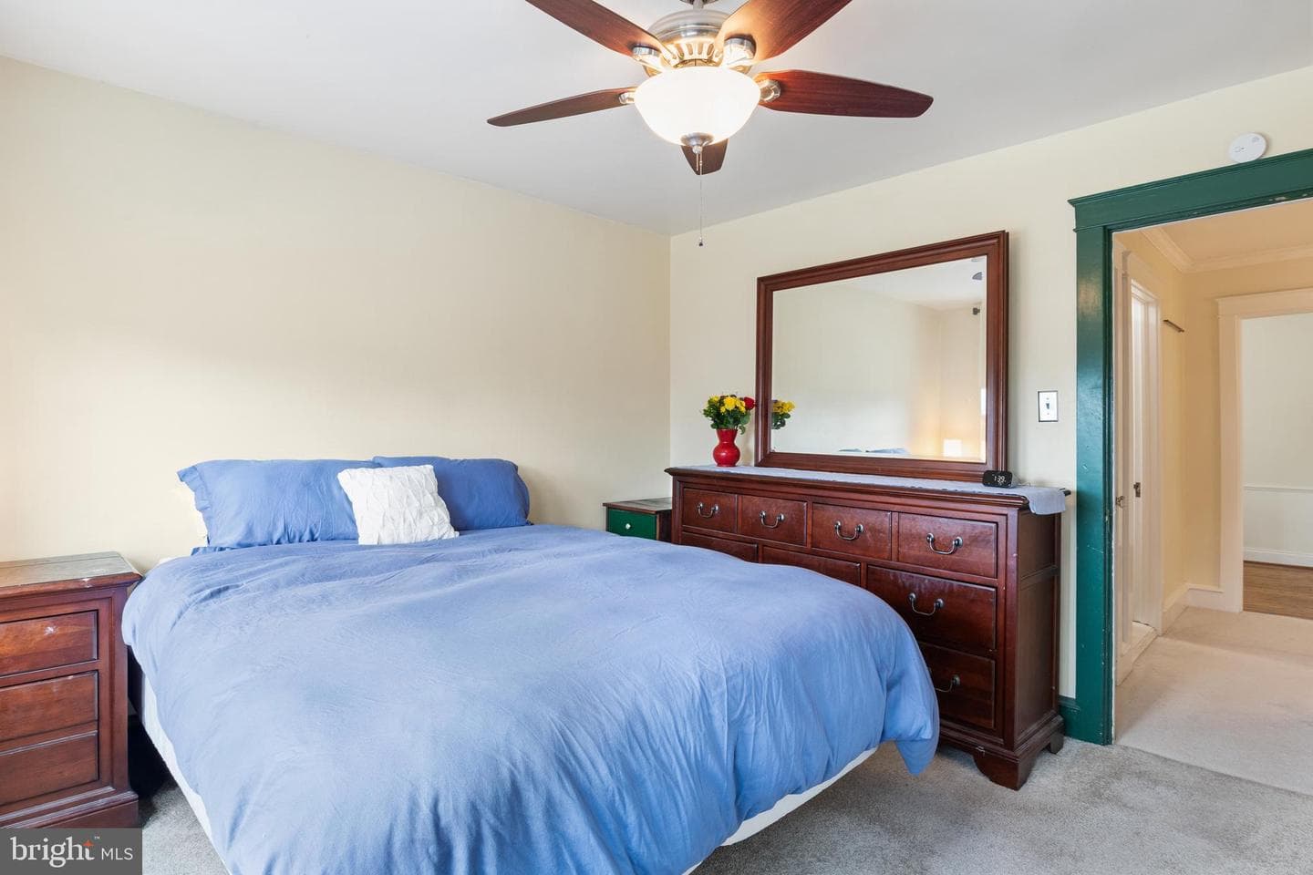 127 S Eagle Road photo 15
