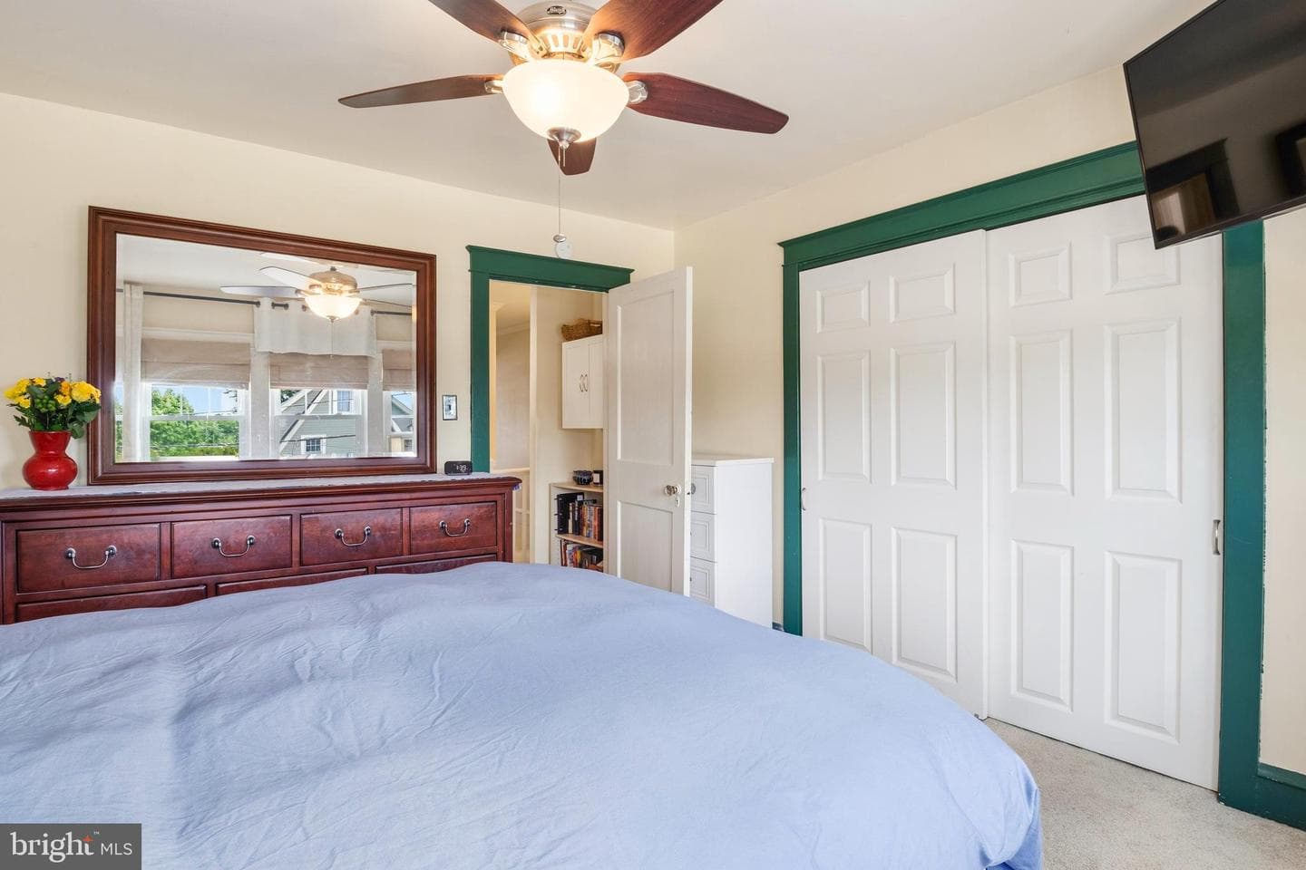 127 S Eagle Road photo 16