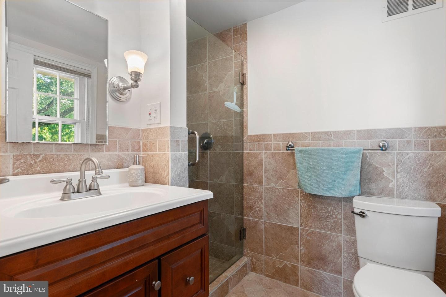 5020 Dermond Road photo 28