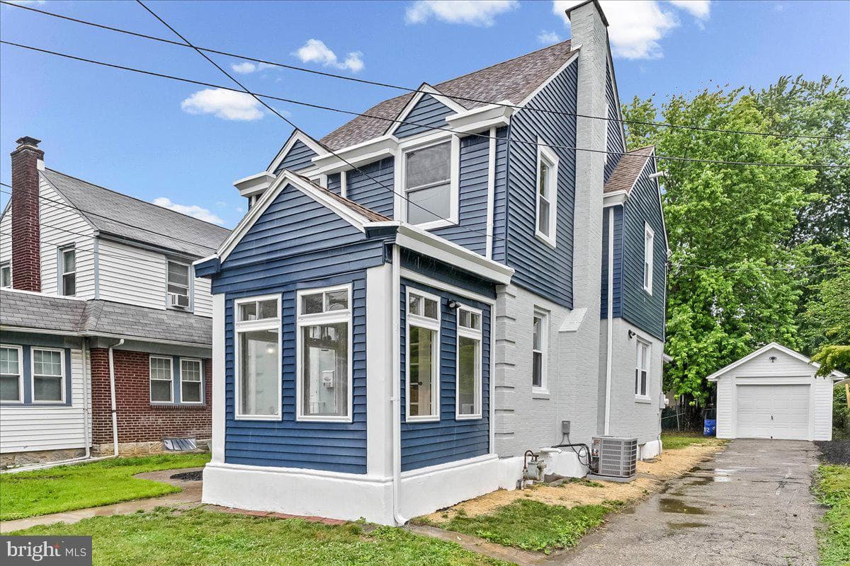 912 Myra Avenue, Lansdowne