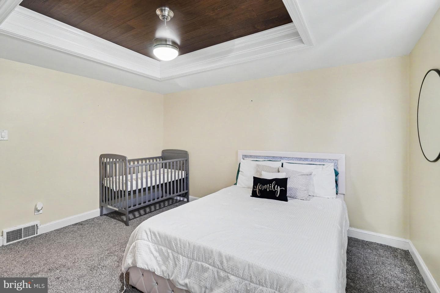 1010 Poplar Avenue photo 17