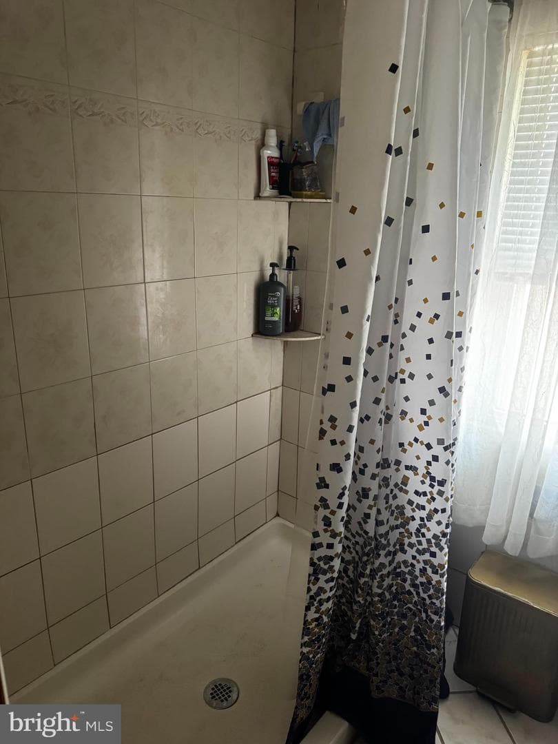 48 Foster Avenue photo 10