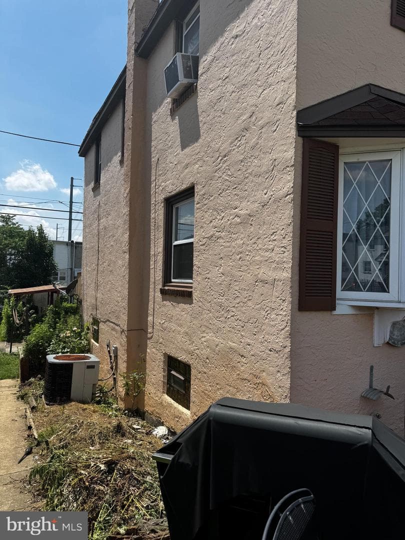 48 Foster Avenue photo 7