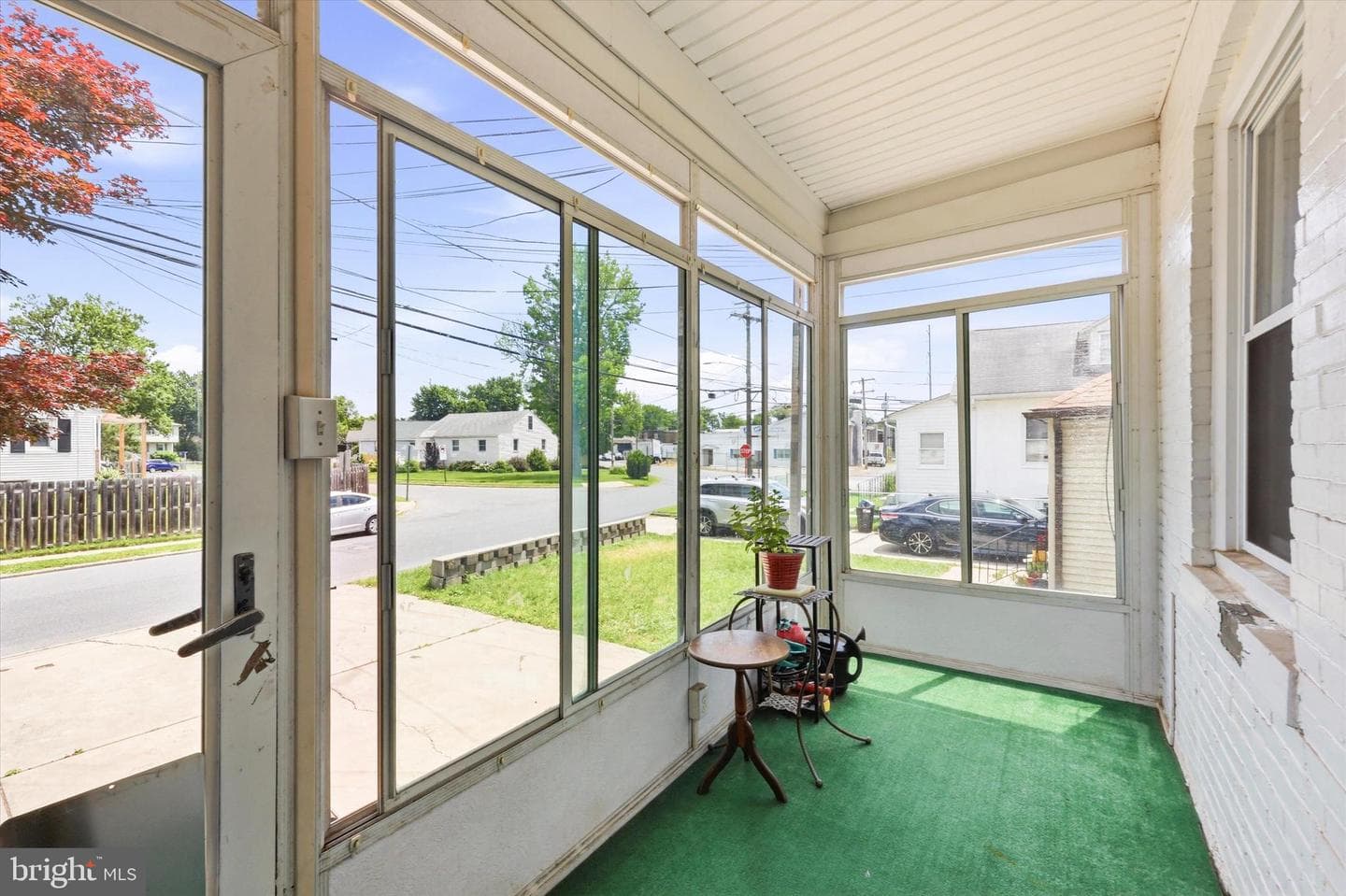 209 Amosland Road photo 3