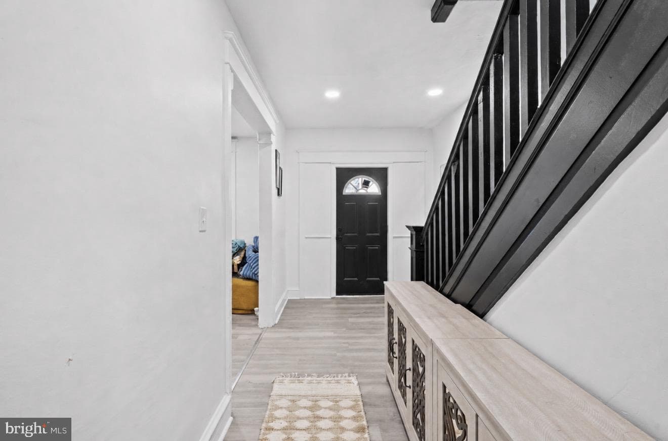 210 S 7th Street photo 4