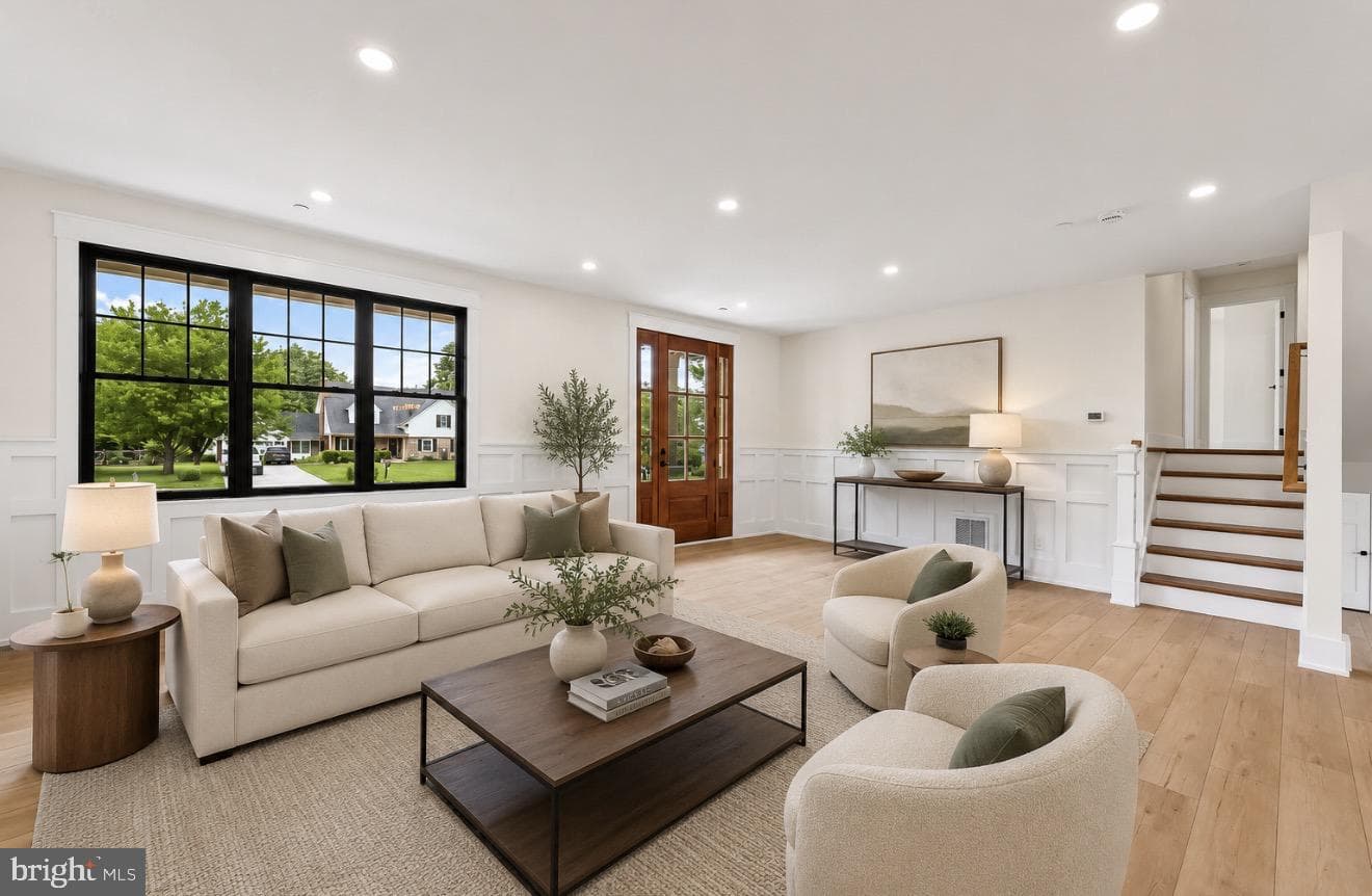 1008 Richmond Road photo 4