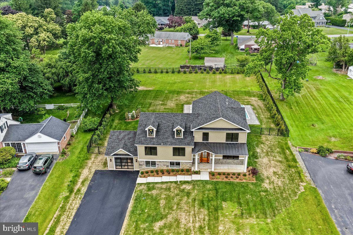 1008 Richmond Road photo 48