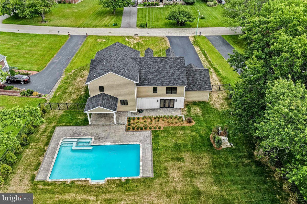 1008 Richmond Road photo 51