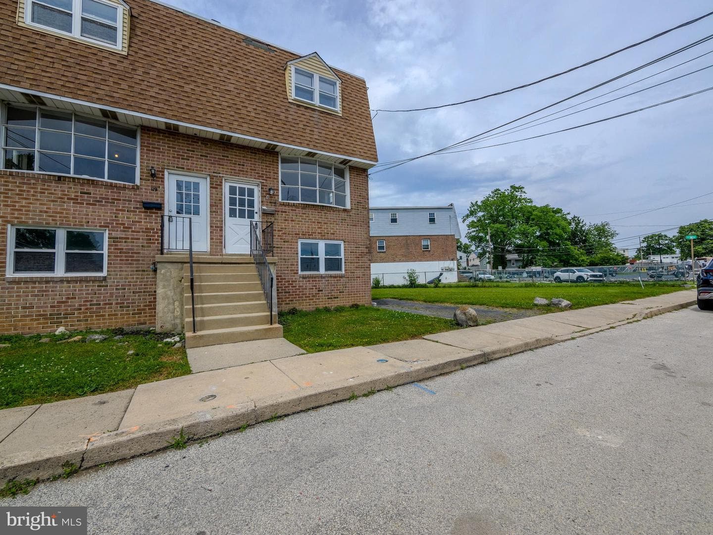117 East Lane photo 3