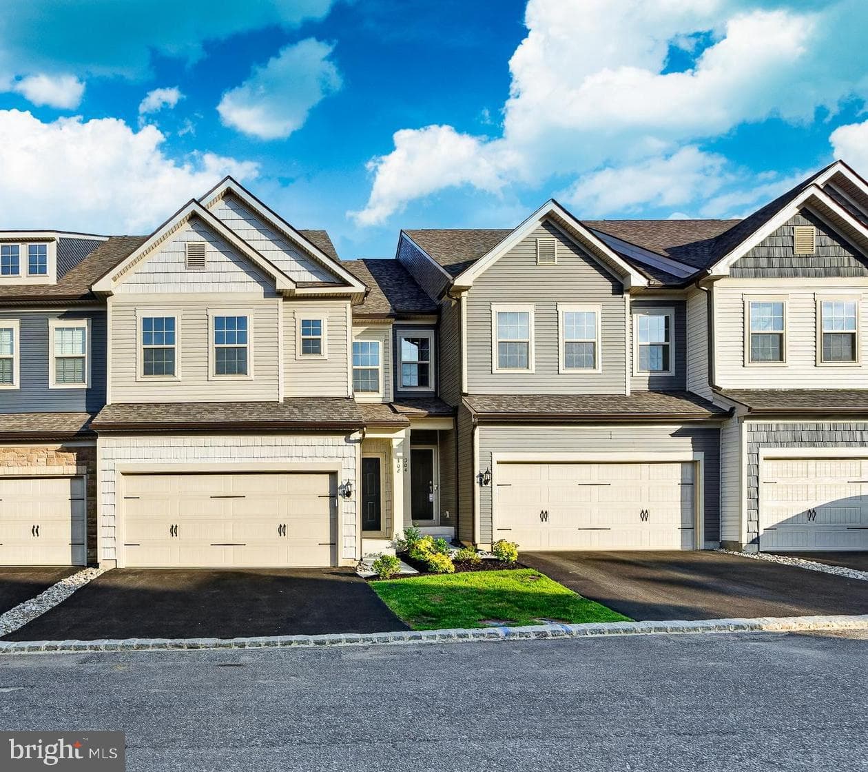 302 Milton Stamp Drive, Glen Mills