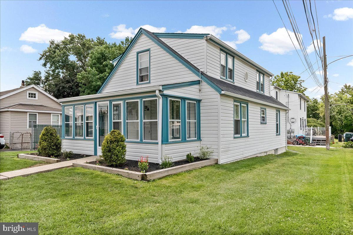 1242 Chestnut Street, Marcus Hook