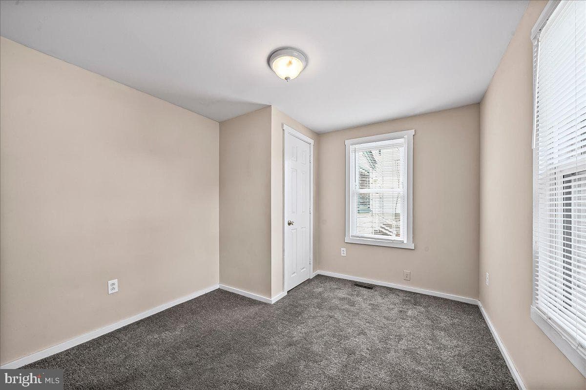 1242 Chestnut Street photo 23