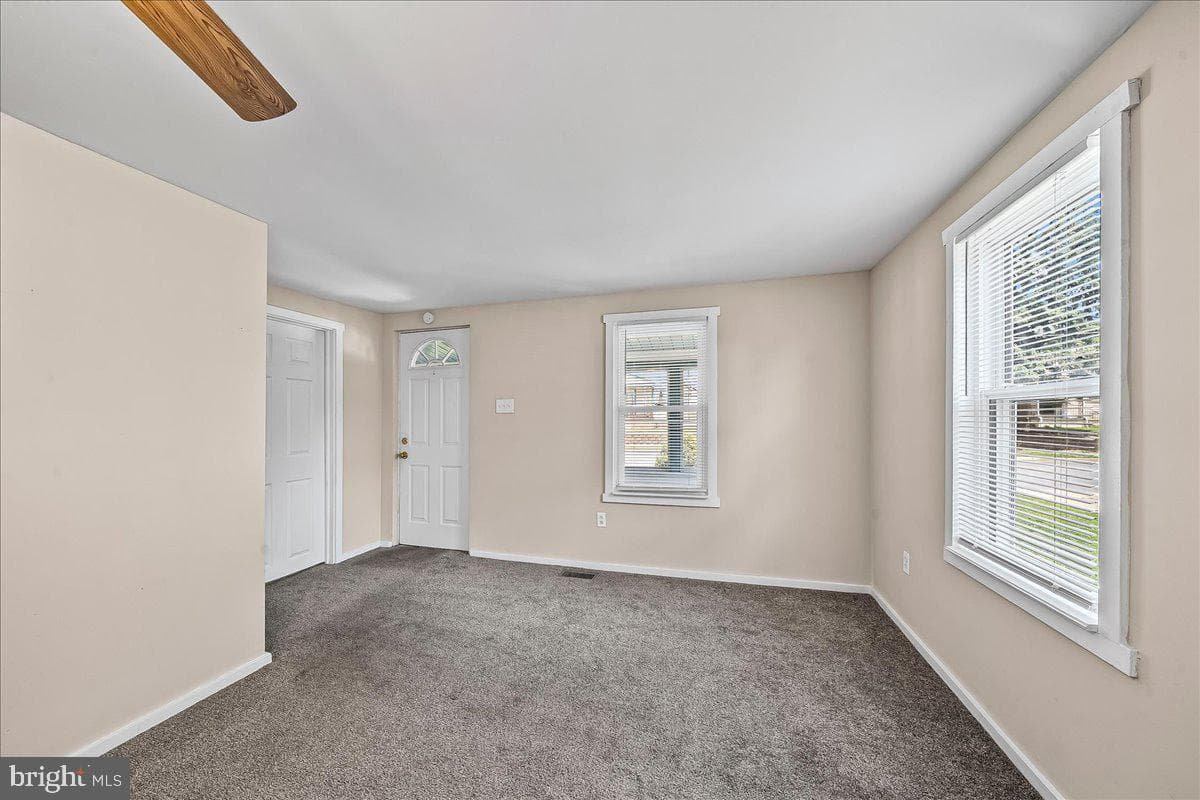 1242 Chestnut Street photo 5