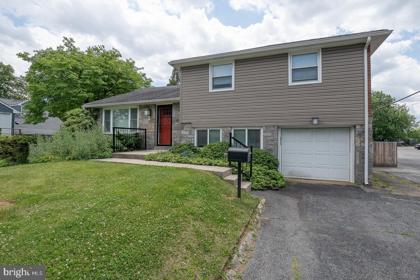 20 Fairview Road, Swarthmore