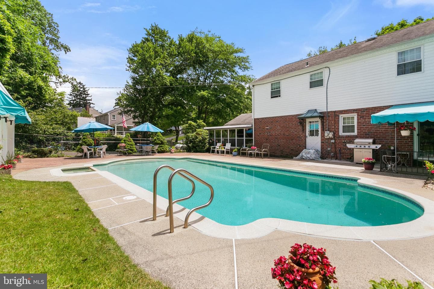 2015 Kerwood Drive photo 11